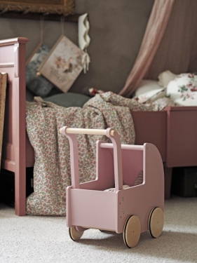Drewniany wózek dla lalek pastelowo różowy, Jabadabado